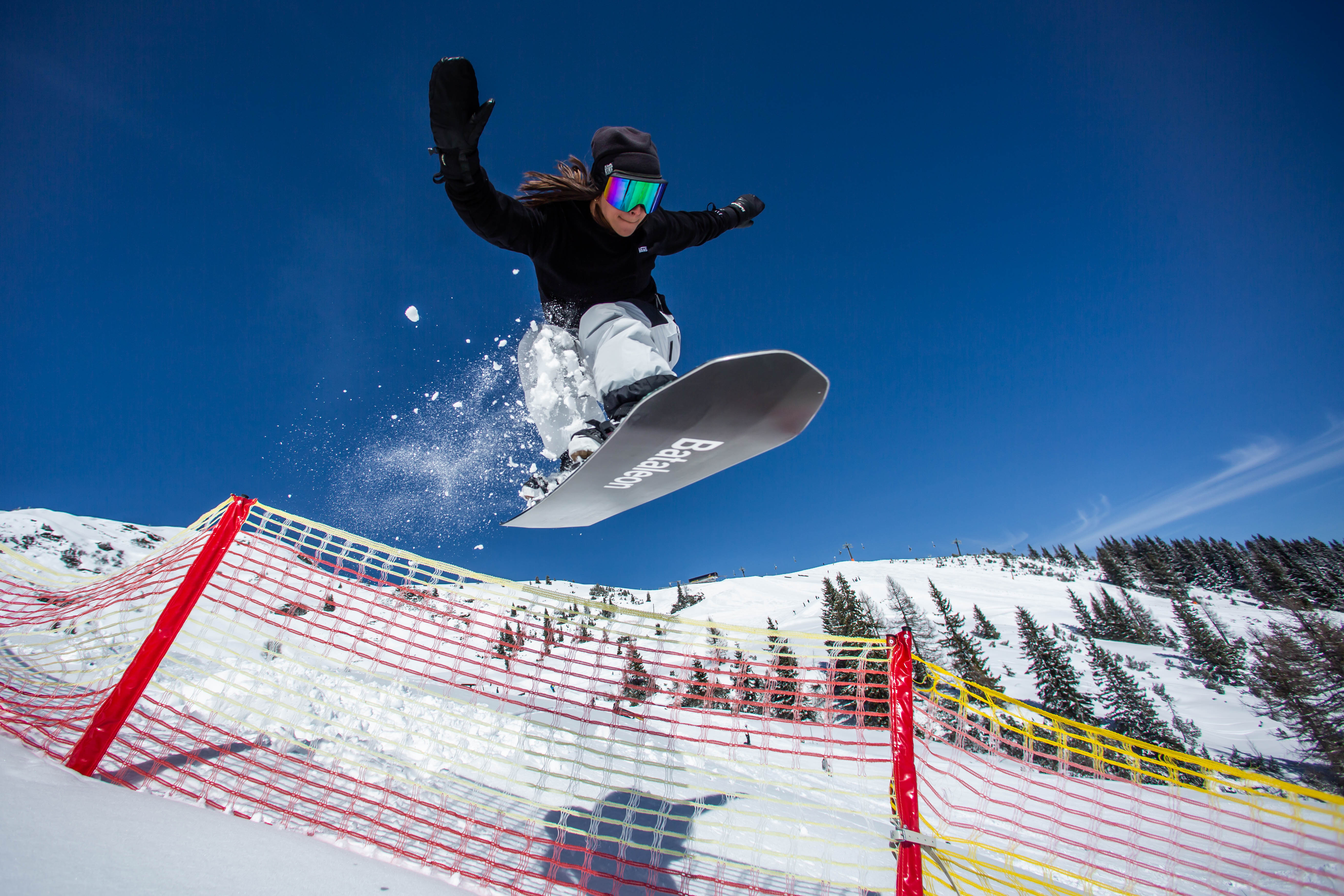 Bataleon ThunderstormSpecialista na snowboardy ze společnosti Sideways má slovo