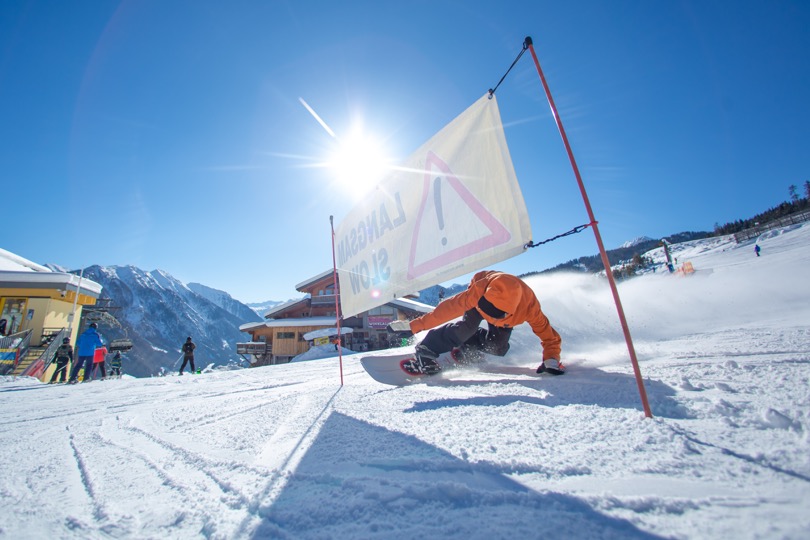 Bataleon CarverŠpecialista na snowboardy zo spoločnosti Sideways má slovo