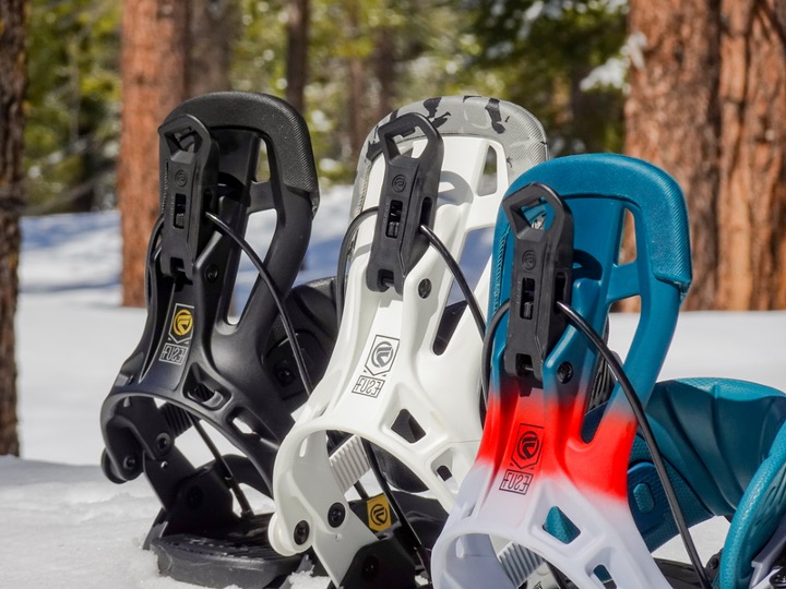 Flow Fuse BlackSnowboardspecialisten fra Sideways har ordet