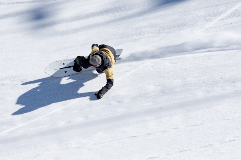 Jones Storm ChaserSpecialista na snowboardy ze společnosti Sideways má slovo